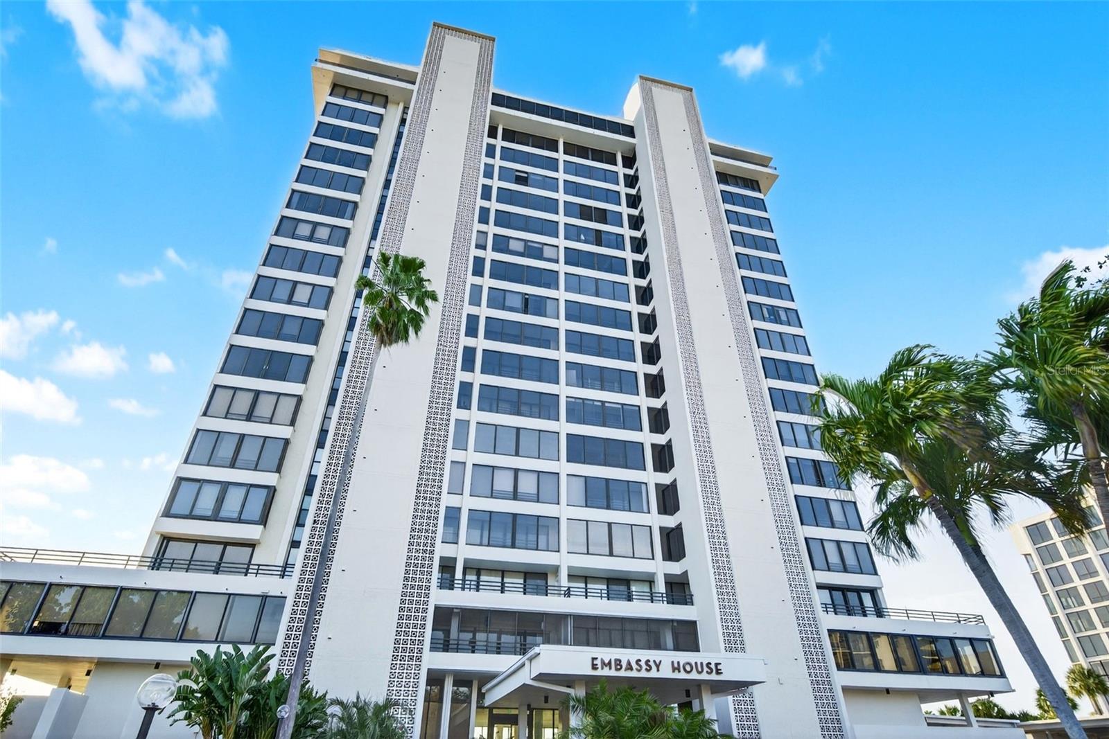 EMBASSY HOUSE - Residential