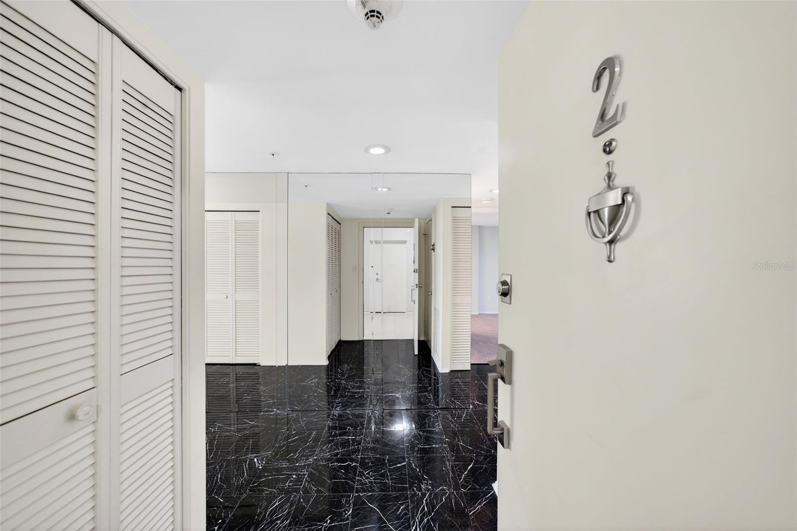 EMBASSY HOUSE - Residential