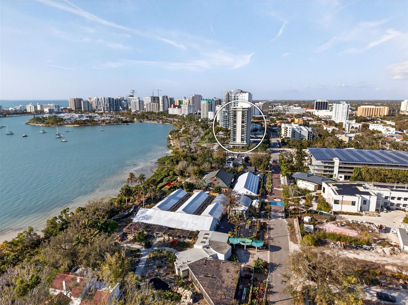 EMBASSY HOUSE - Residential