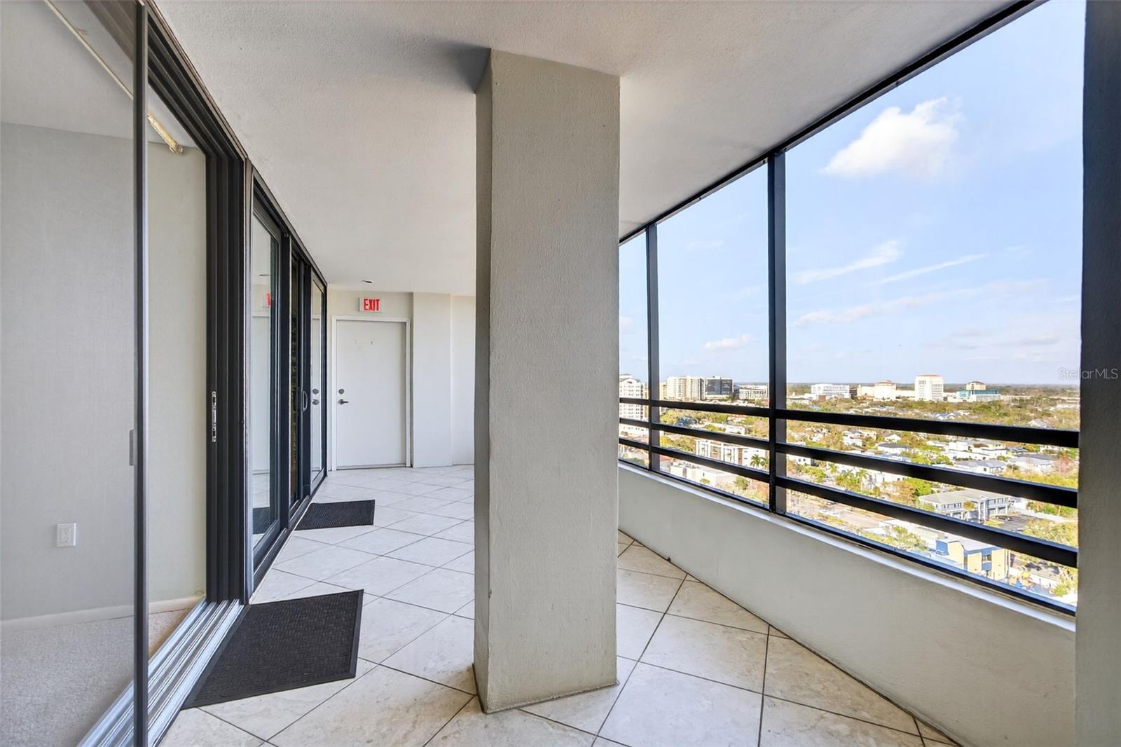 EMBASSY HOUSE - Residential