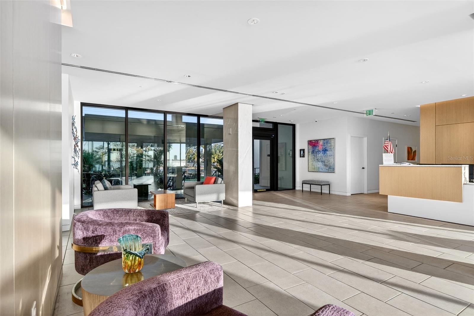 EMBASSY HOUSE - Residential