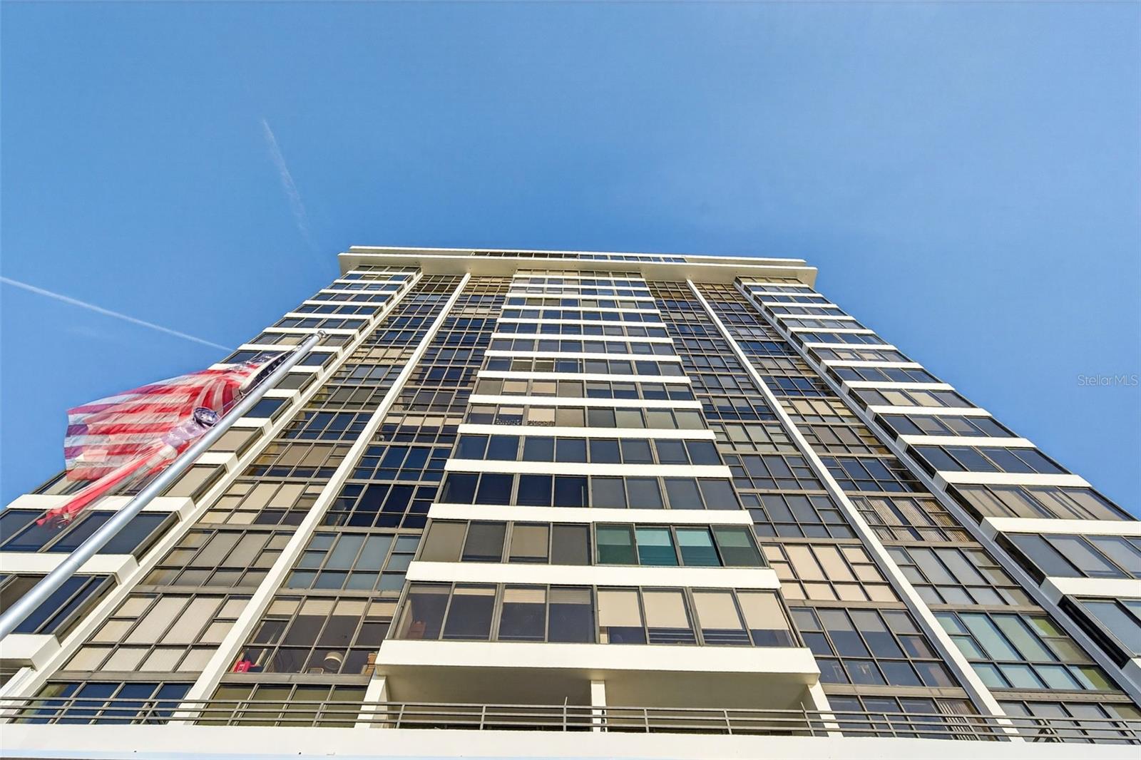 EMBASSY HOUSE - Residential