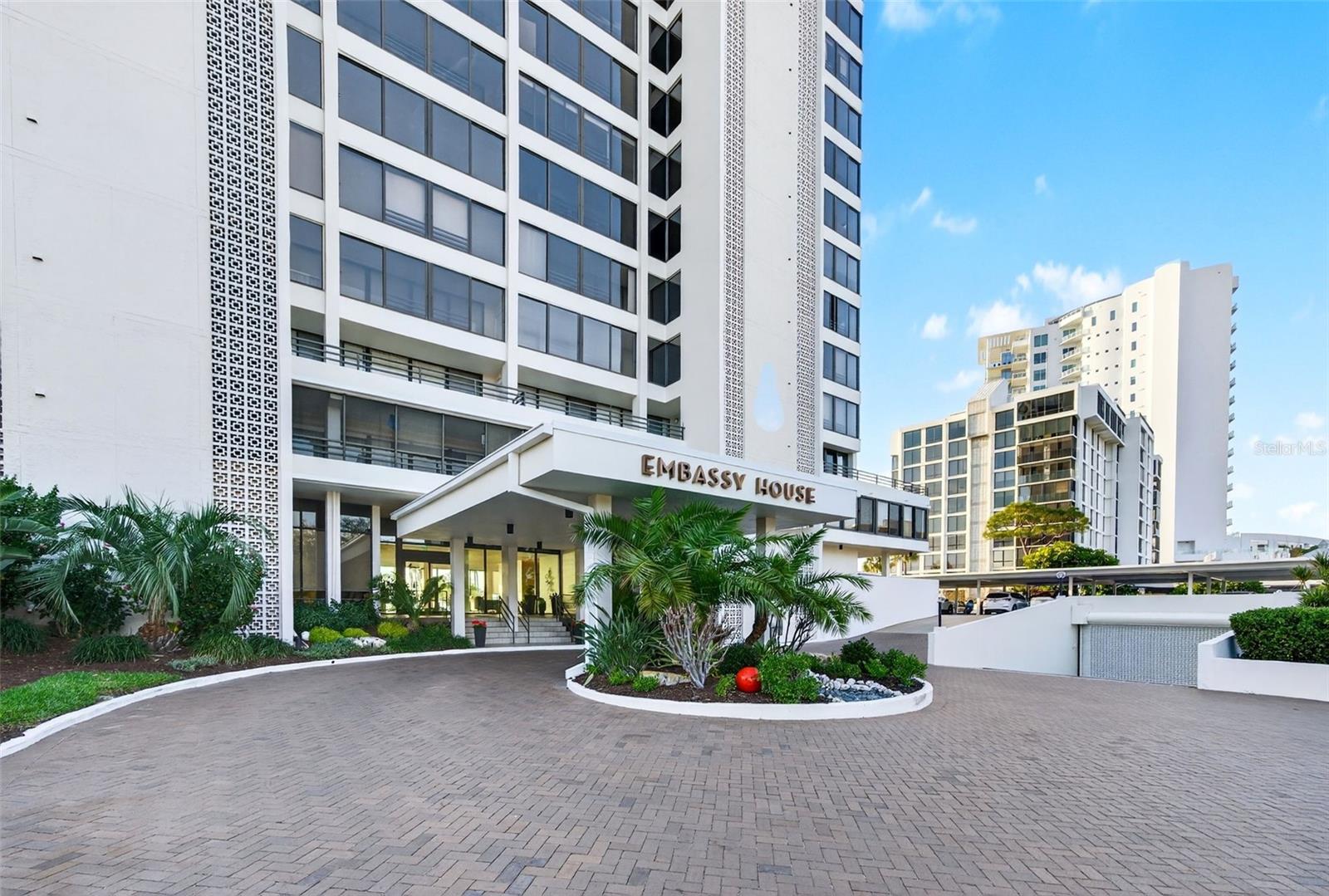 EMBASSY HOUSE - Residential