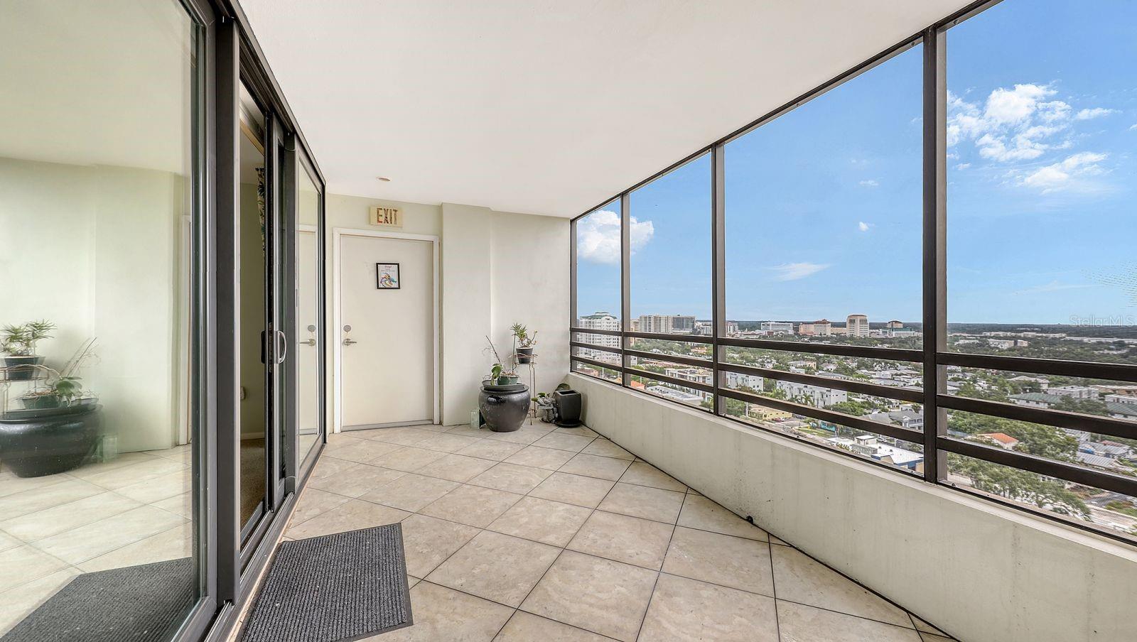 EMBASSY HOUSE - Residential