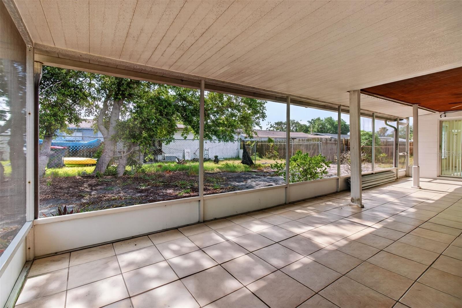 BEACON SQUARE - Residential