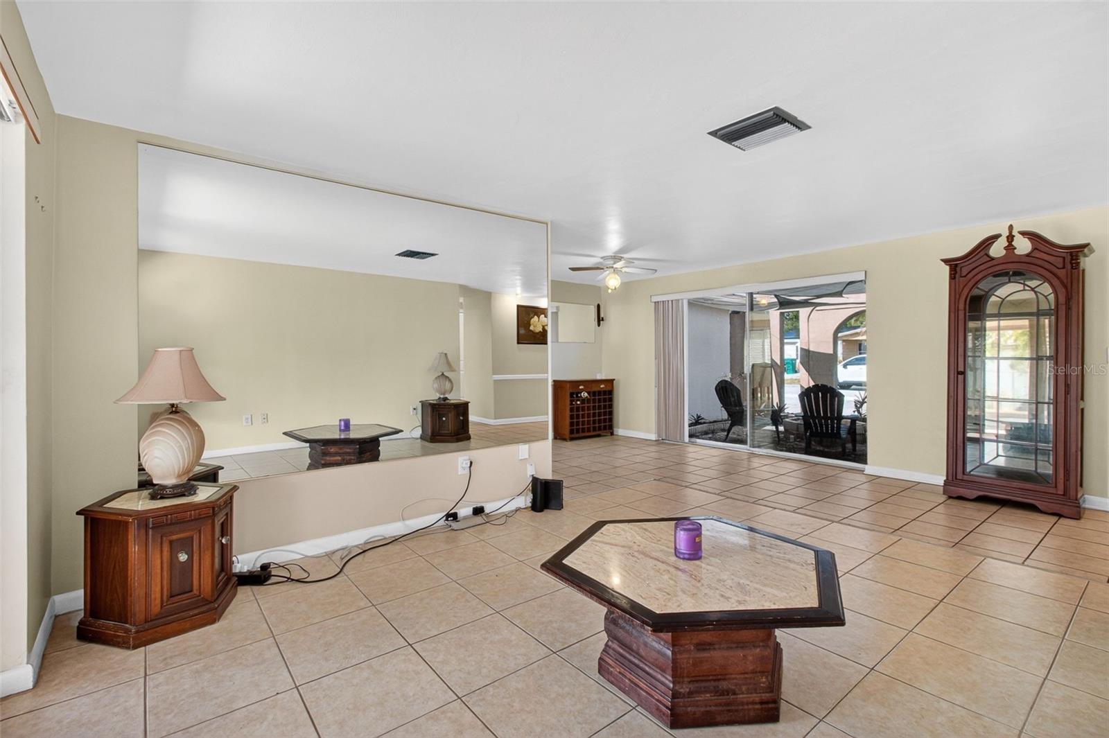 BEACON SQUARE - Residential