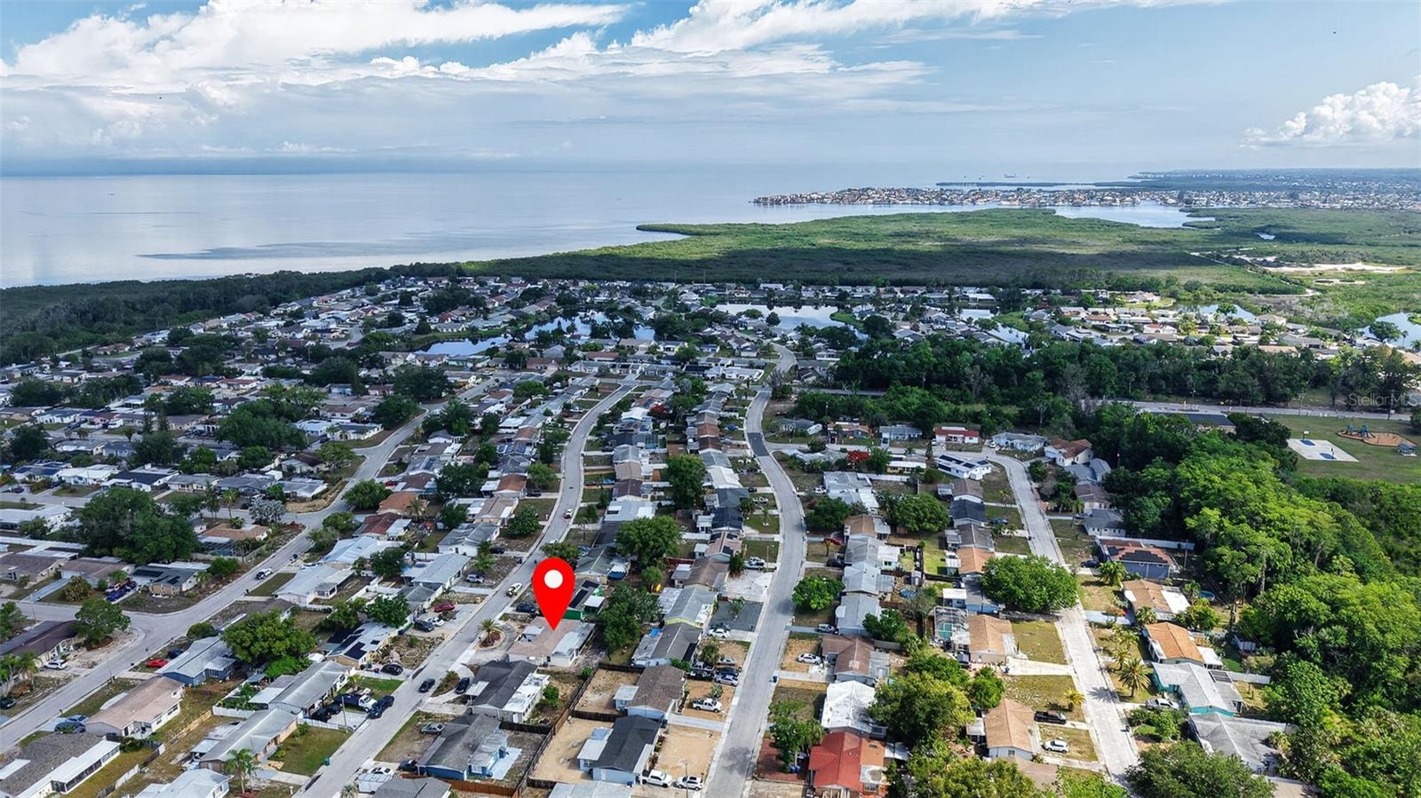 BEACON SQUARE - Residential