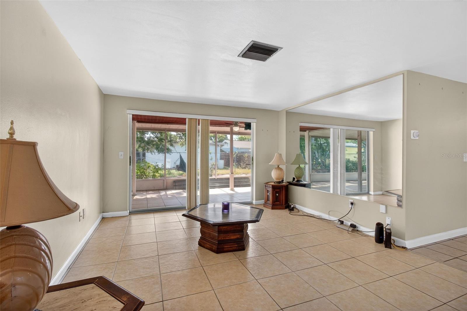 BEACON SQUARE - Residential
