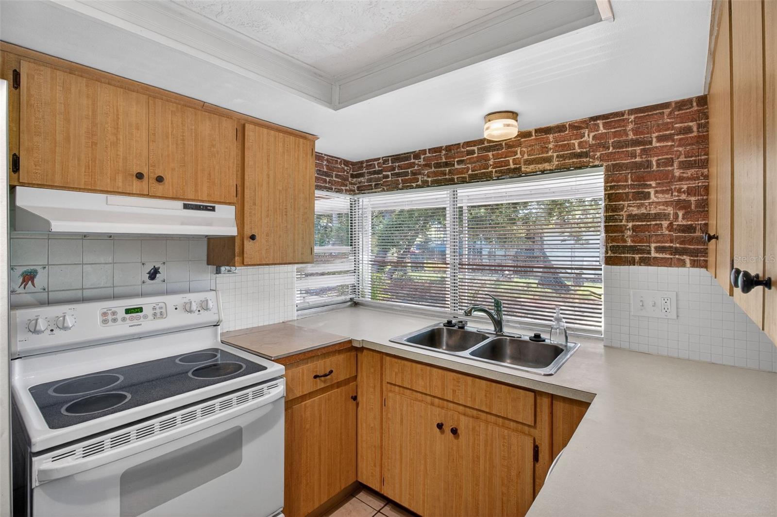 BEACON SQUARE - Residential