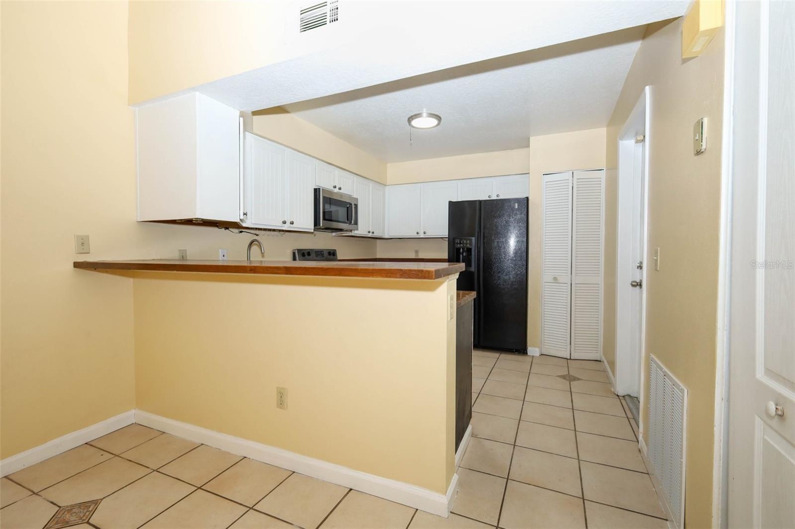 ESSEX POINT SOUTH - Residential