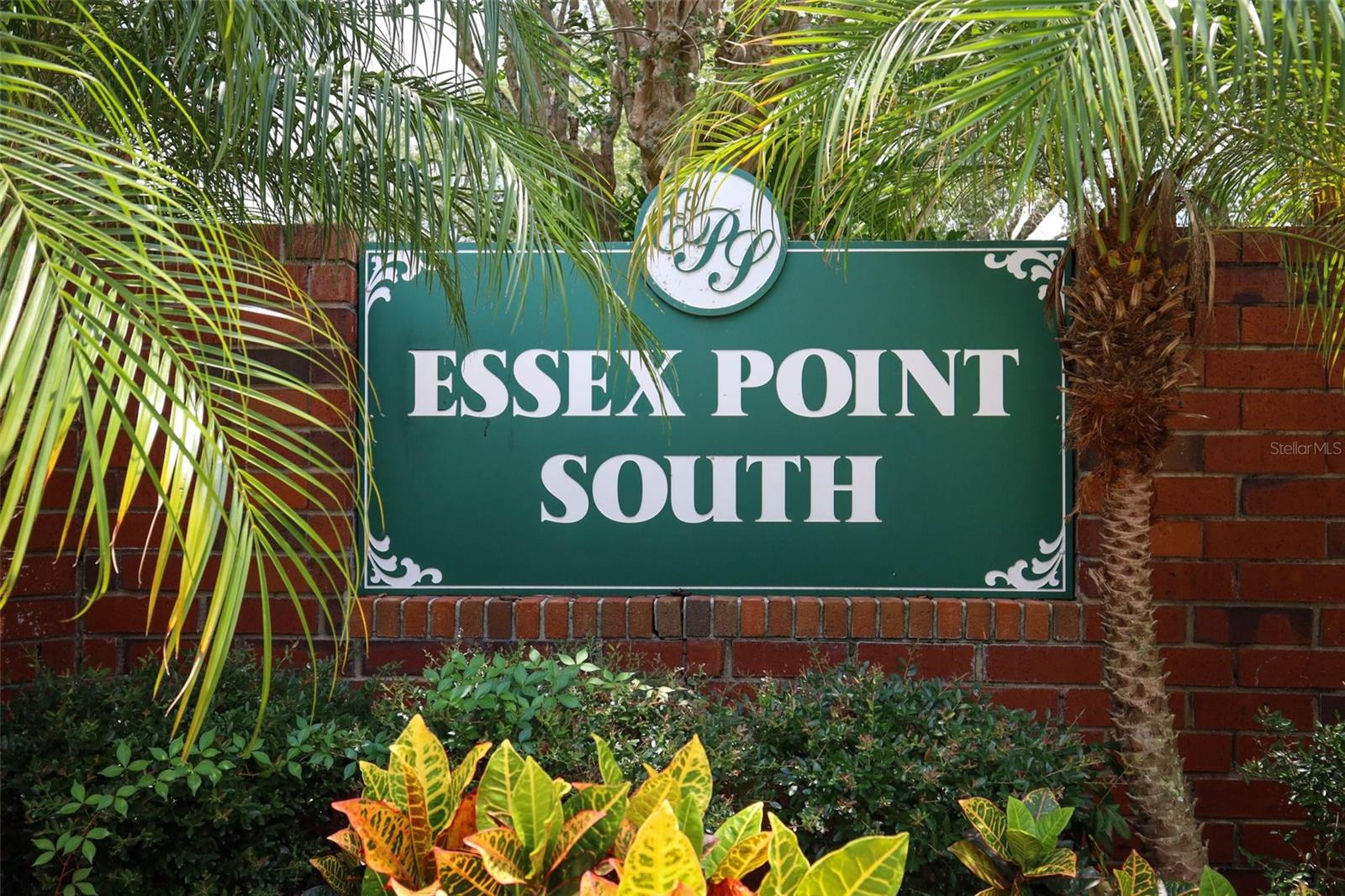 ESSEX POINT SOUTH - Residential