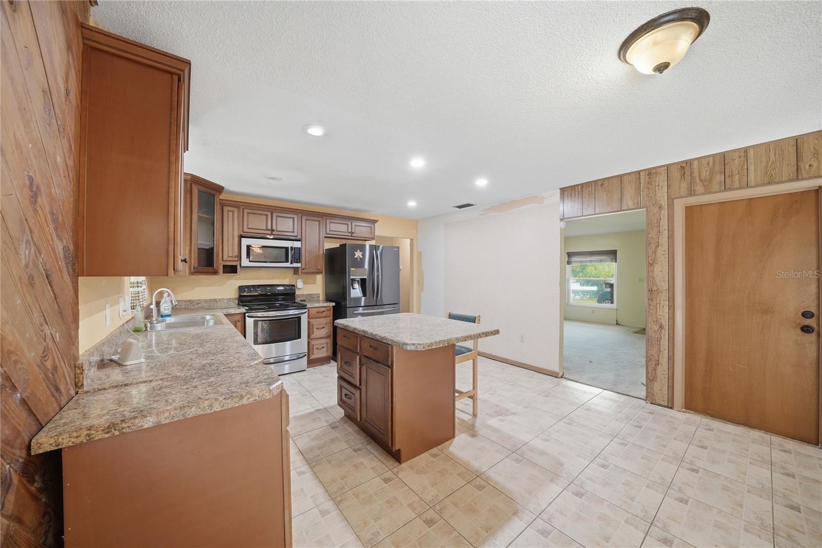 NOT IN A SUBDIVISION - Residential