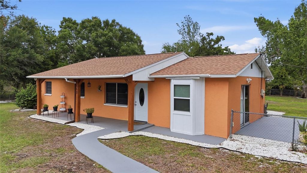 Photo of 1500 SE Tangelo Drive, Arcadia, FL 34266 (MLS # C7524726)