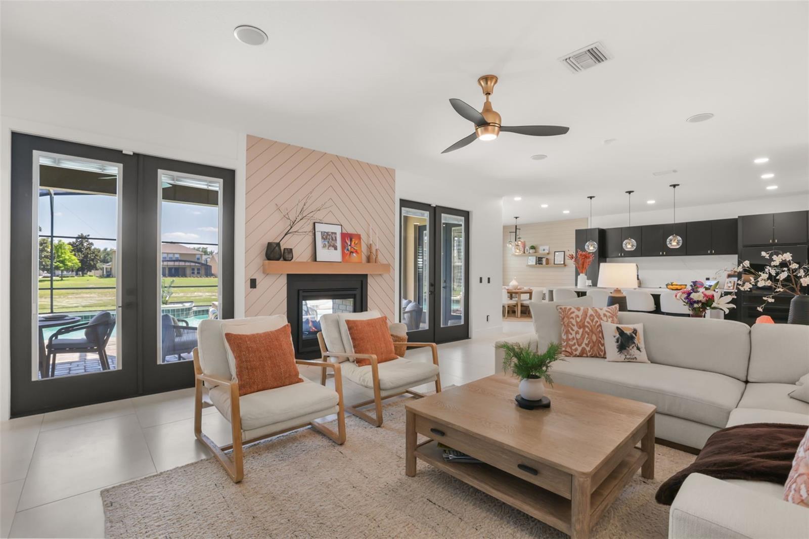 GRANDE PINES - Residential