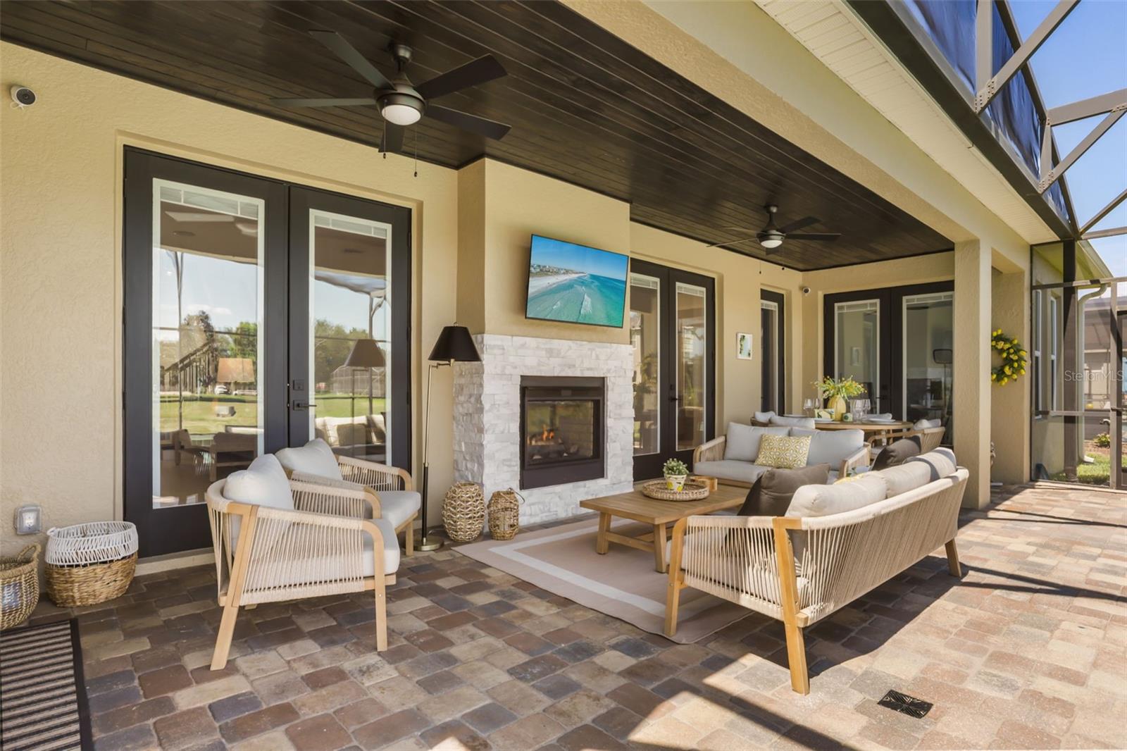 GRANDE PINES - Residential