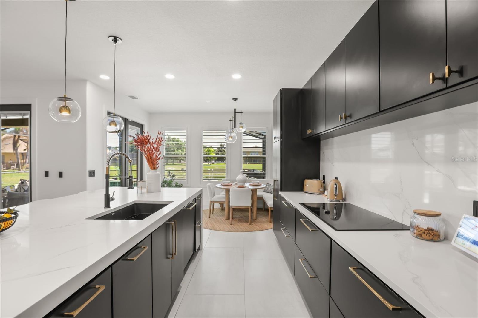 GRANDE PINES - Residential