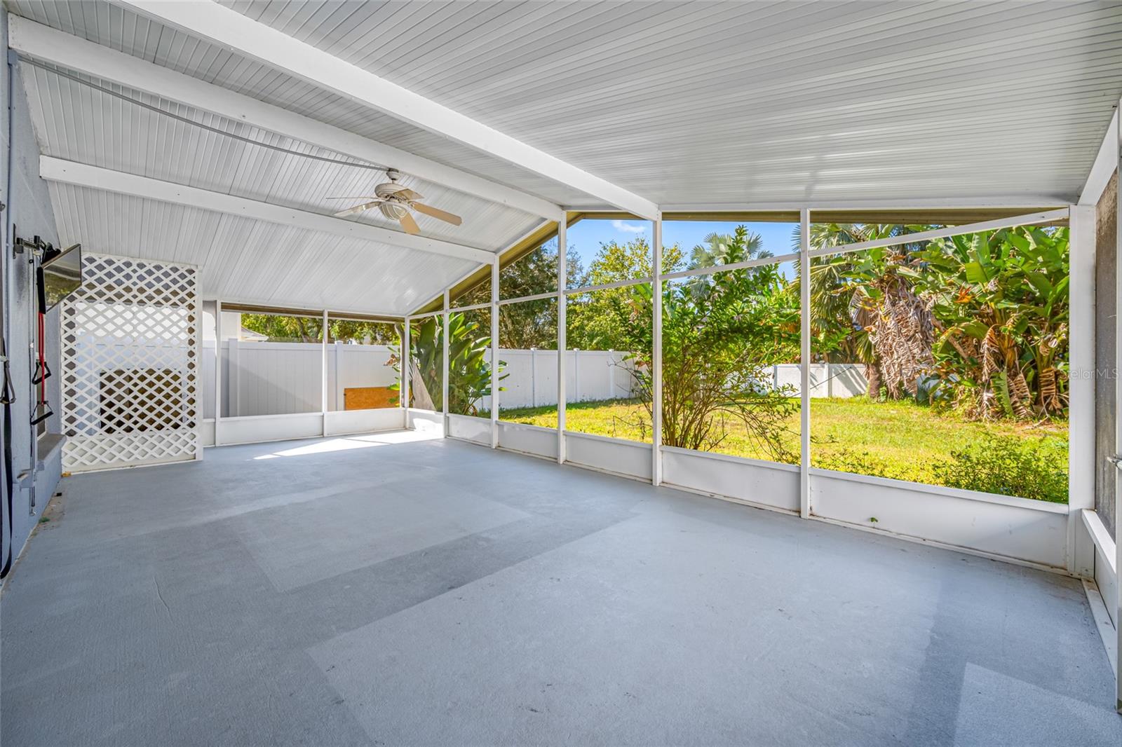 FISHHAWK RANCH PH 2 PRCL - Residential