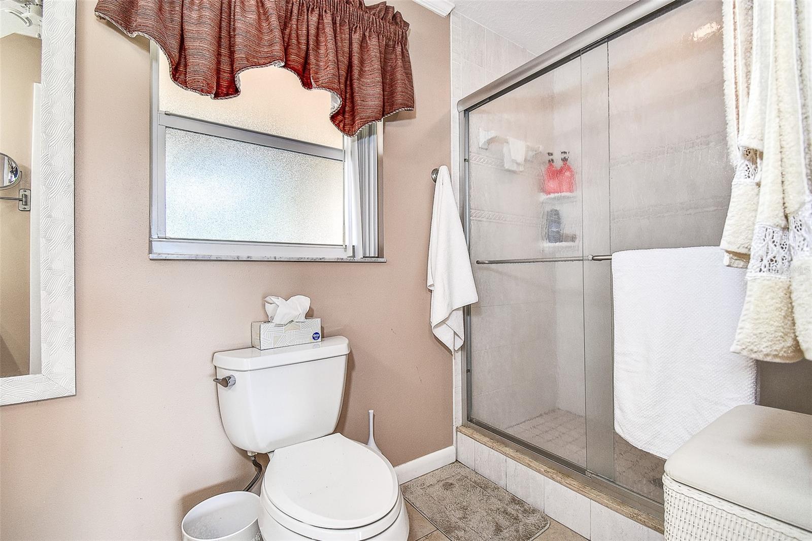 LAKES UNIT 2 PH 4 SEC 2 THE - Residential