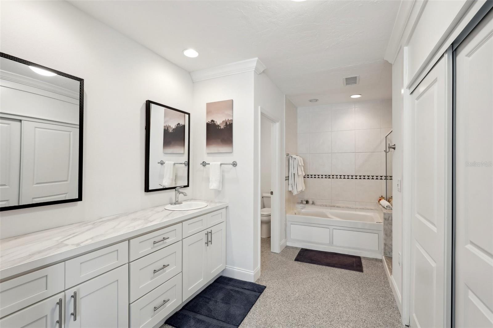 ST ARMANDS DIV/JOHN RINGLING E - Residential