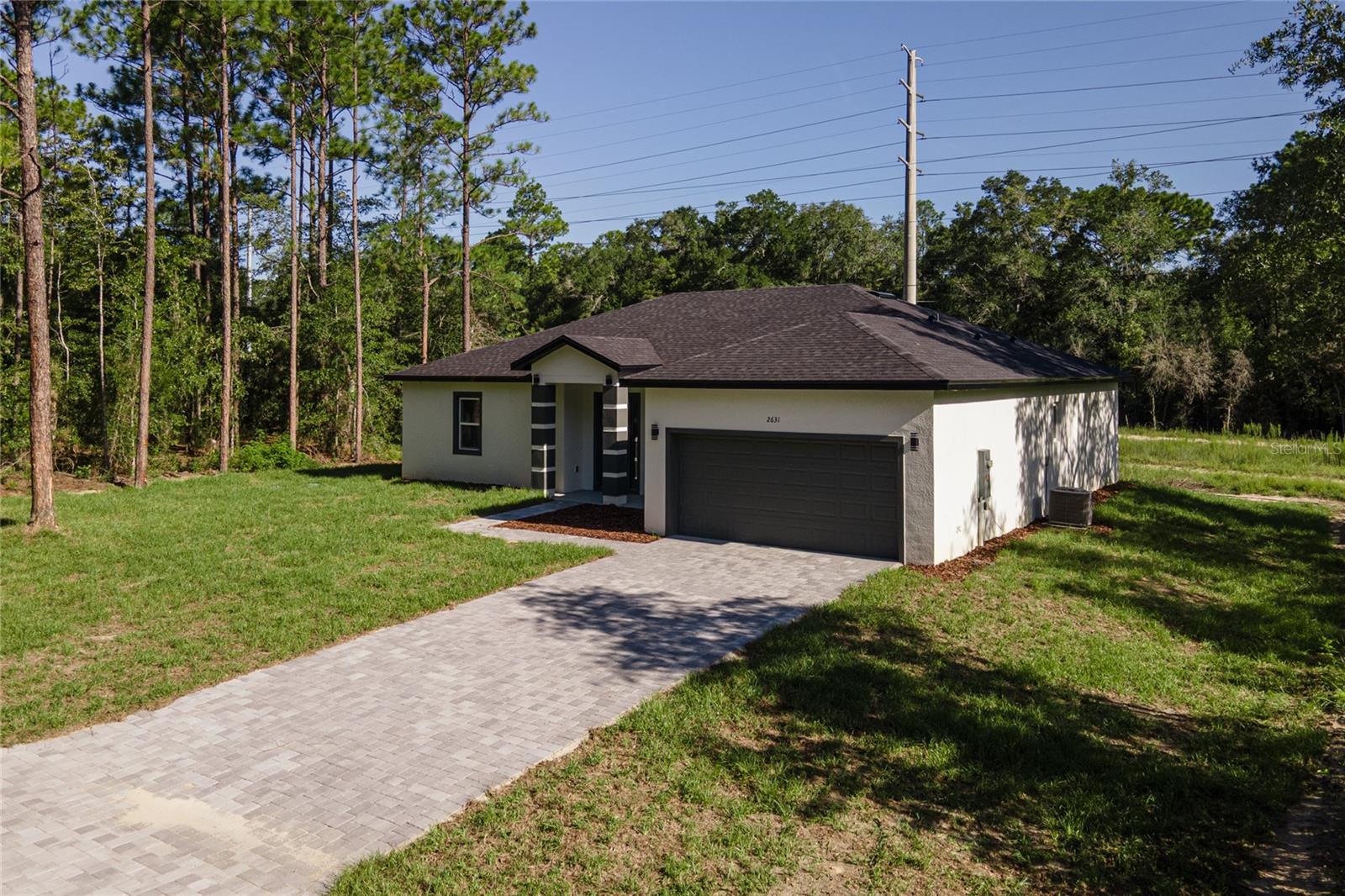 2631 W ROYAL PALM DRIVE