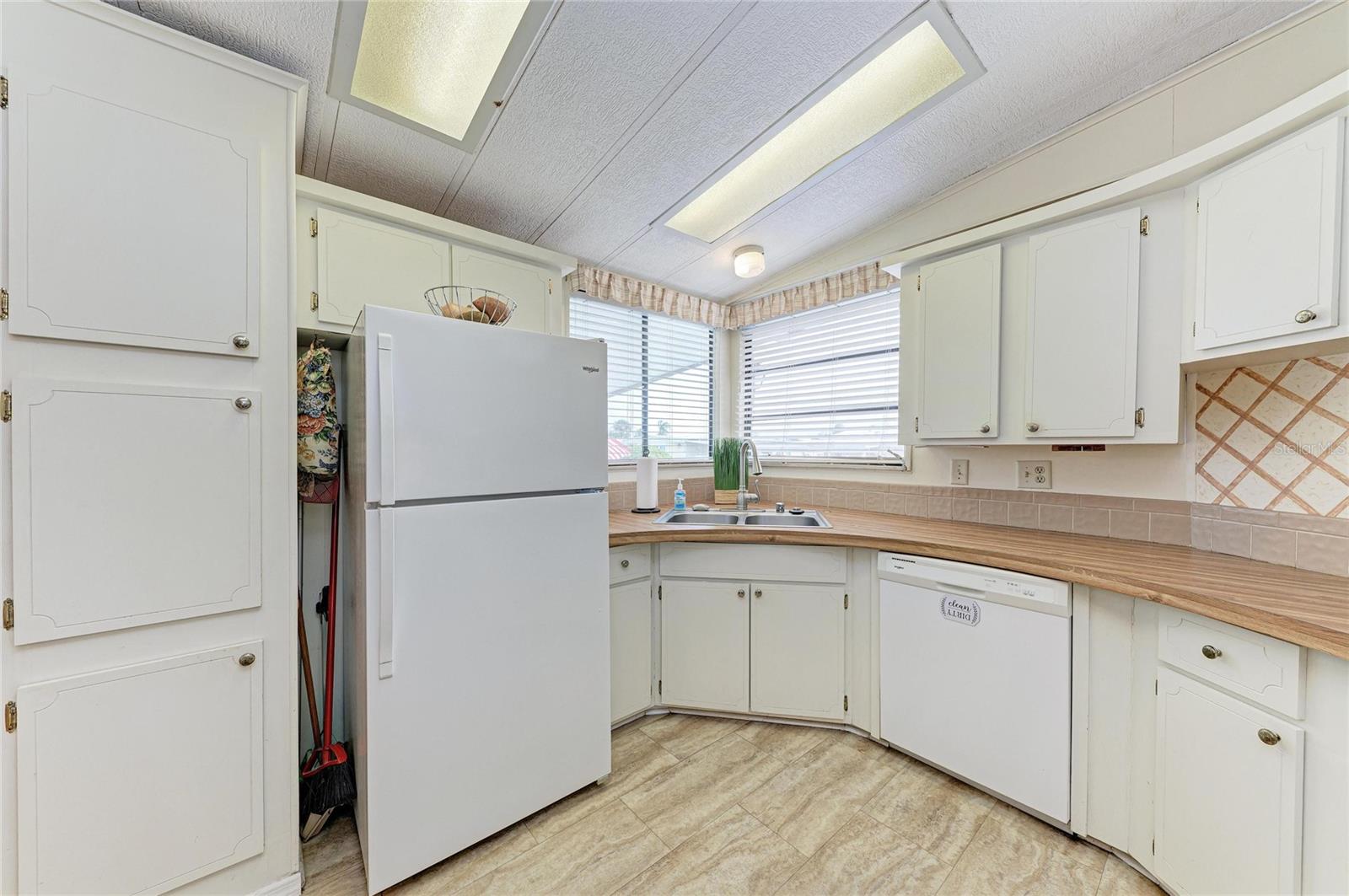 KINGS GATE CLUB MHP - Residential