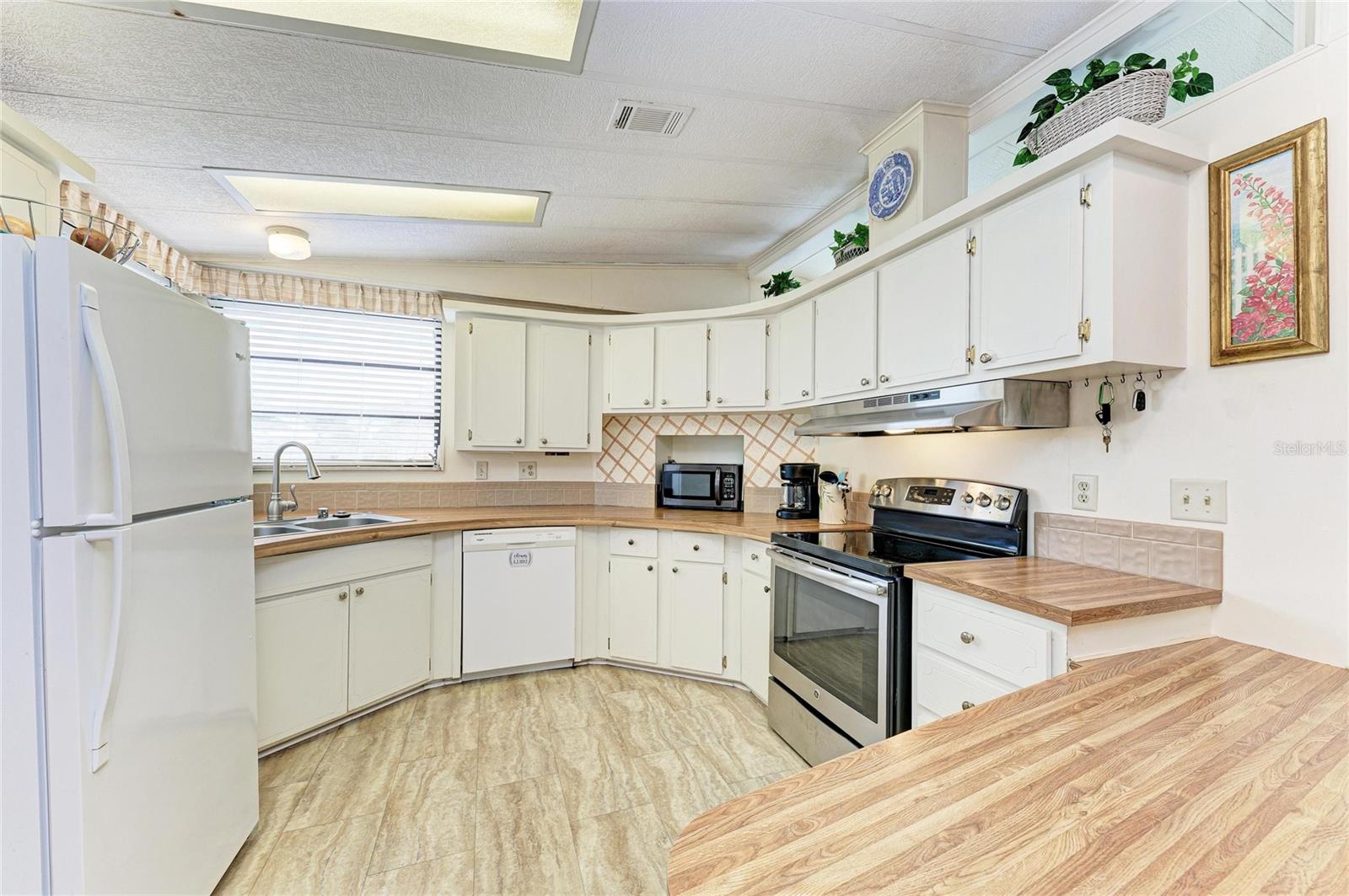 KINGS GATE CLUB MHP - Residential