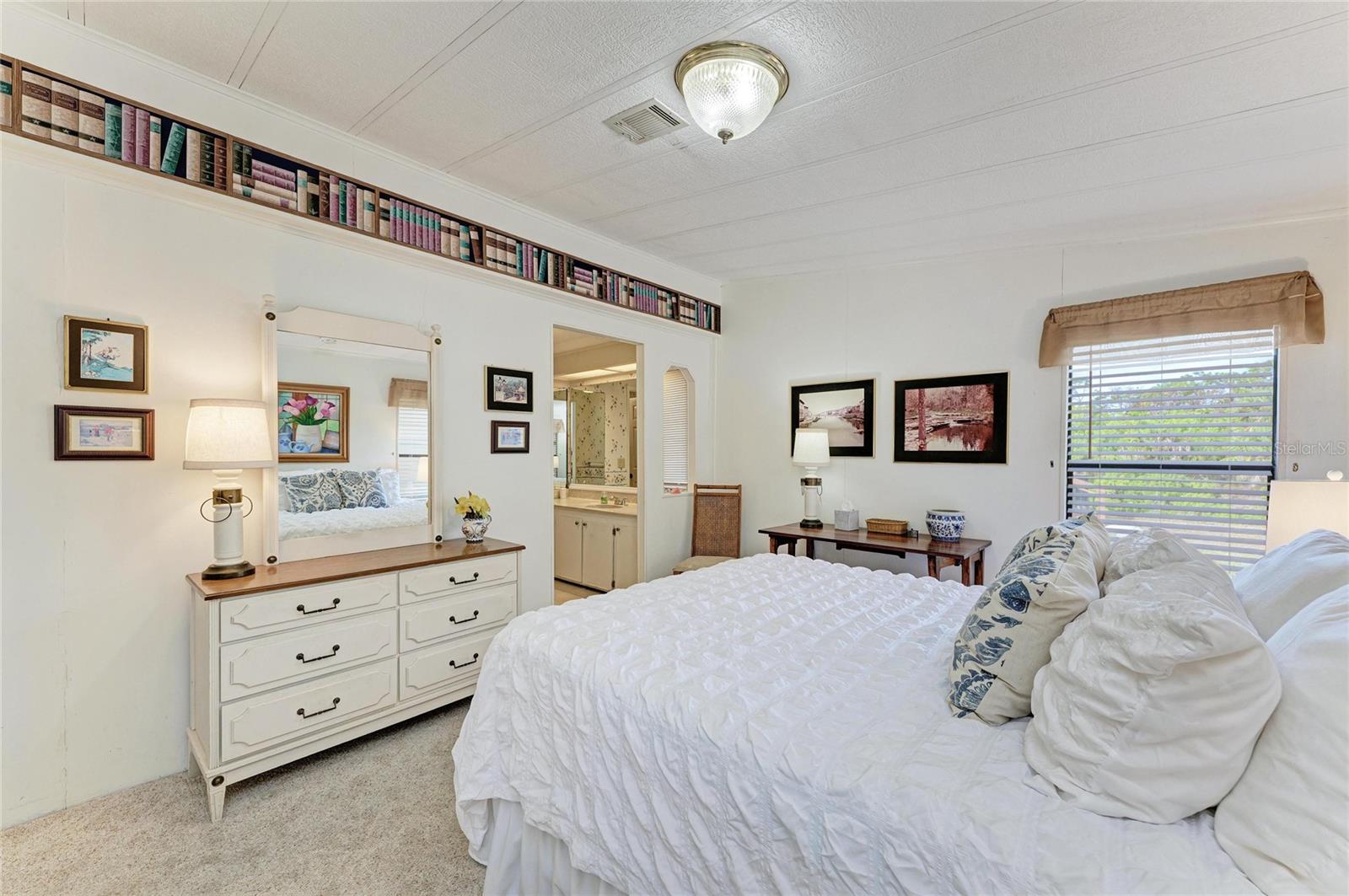 KINGS GATE CLUB MHP - Residential