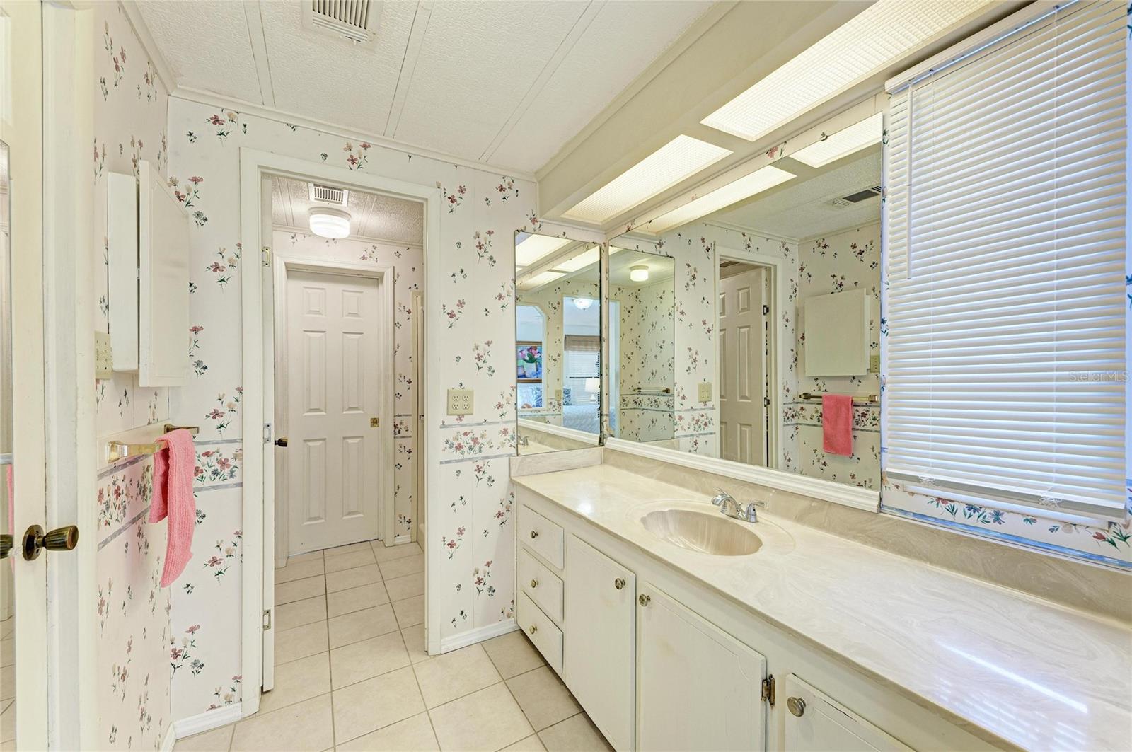 KINGS GATE CLUB MHP - Residential