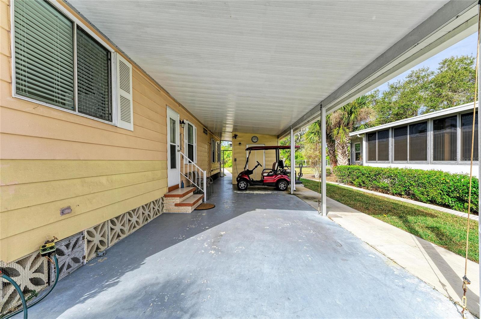 KINGS GATE CLUB MHP - Residential