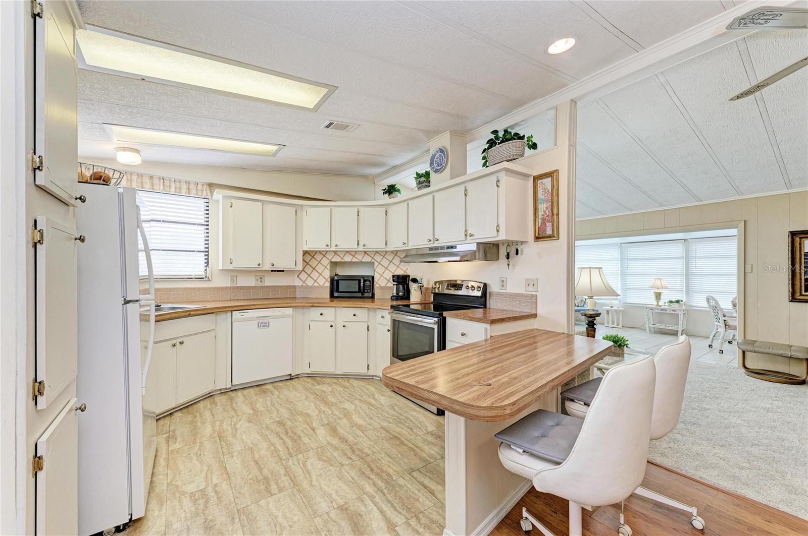 KINGS GATE CLUB MHP - Residential