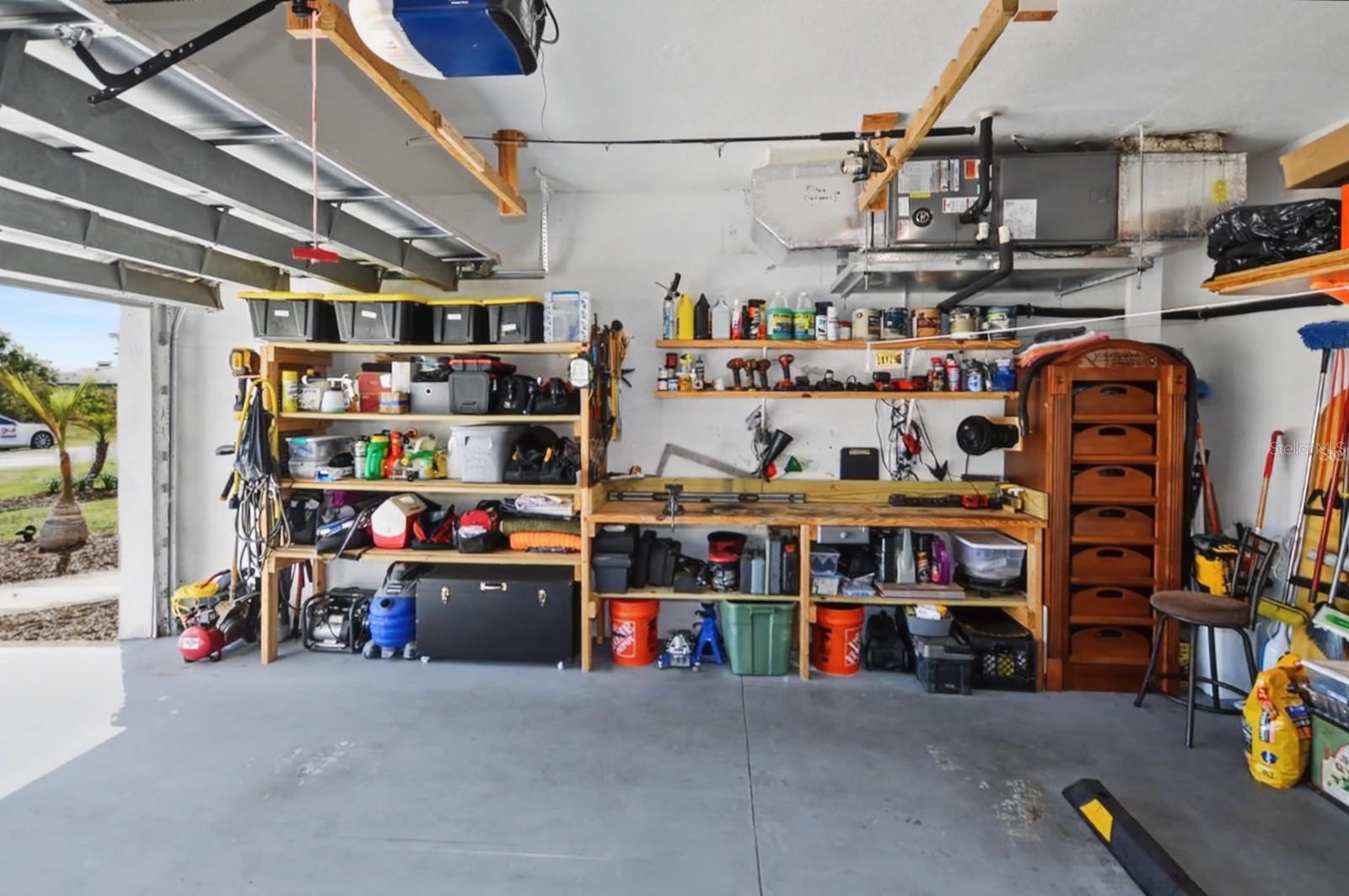 ROTONDA LAKES - Residential