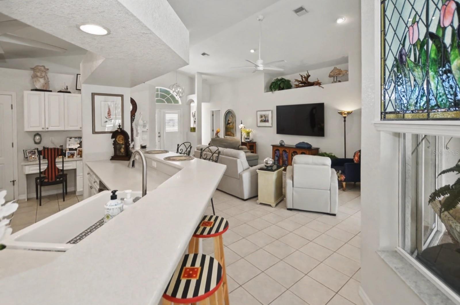 ROTONDA LAKES - Residential