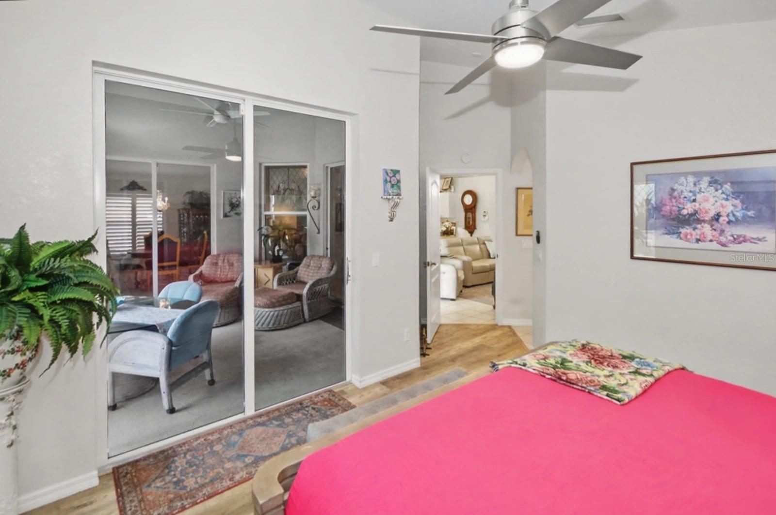 ROTONDA LAKES - Residential