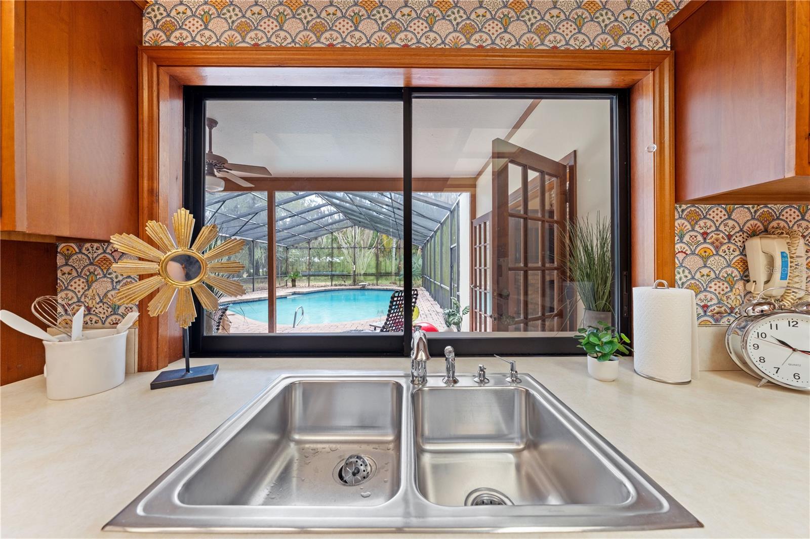 REGAL OAK SHORES UNIT 1 - Residential