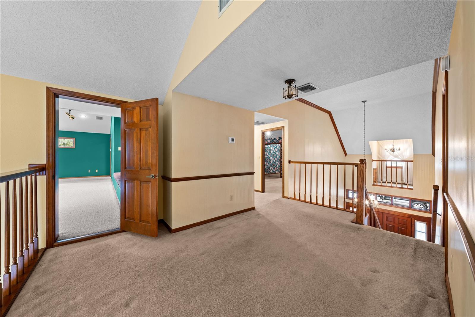 REGAL OAK SHORES UNIT 1 - Residential