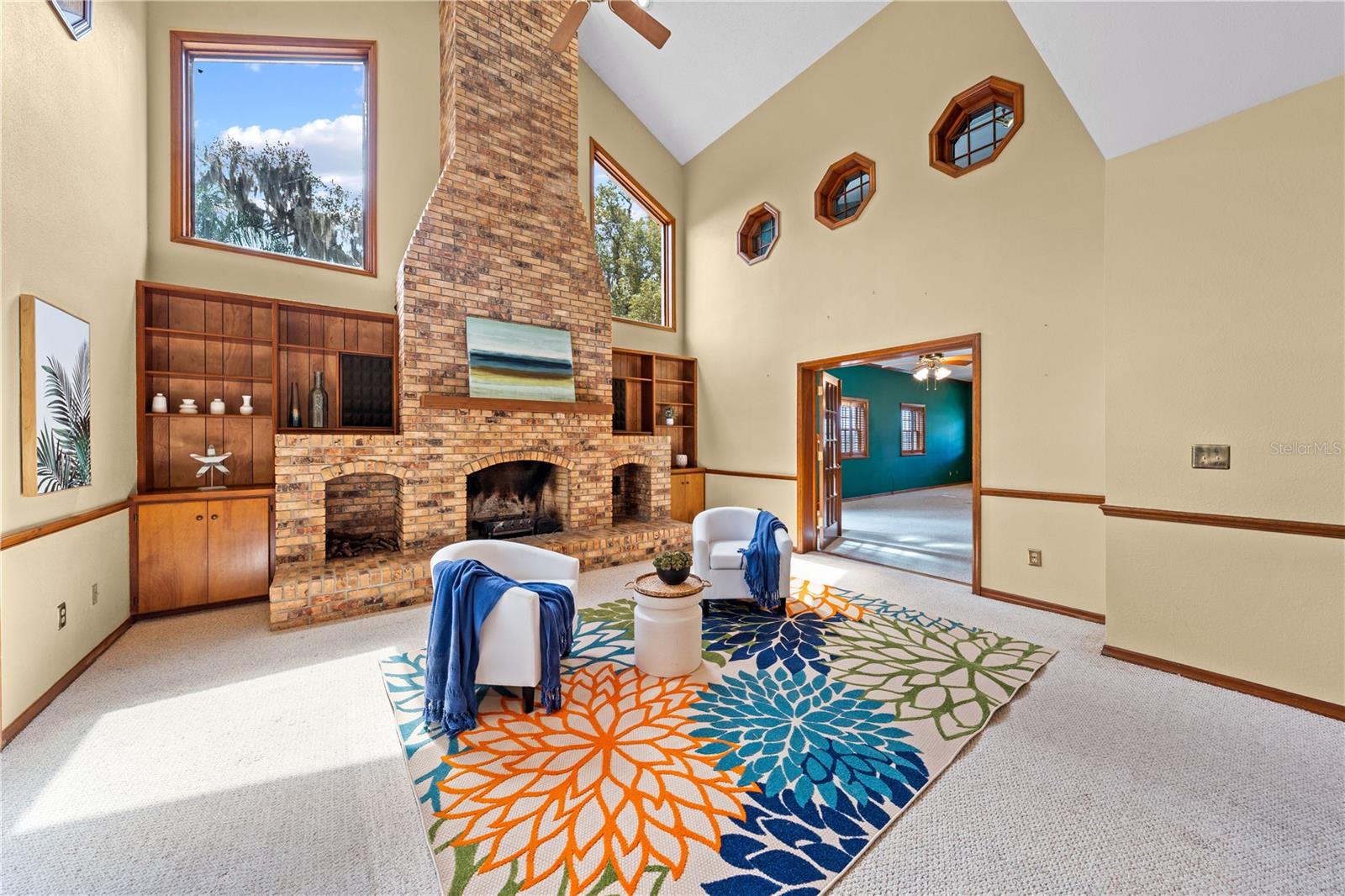 REGAL OAK SHORES UNIT 1 - Residential