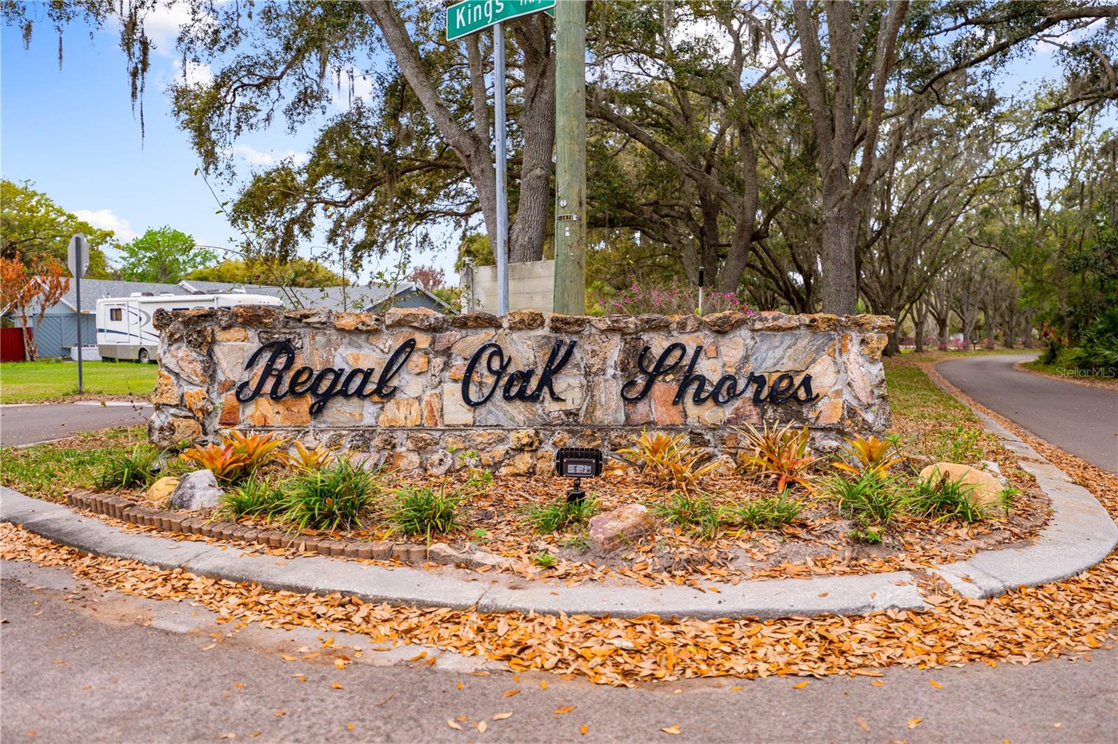 REGAL OAK SHORES UNIT 1 - Residential