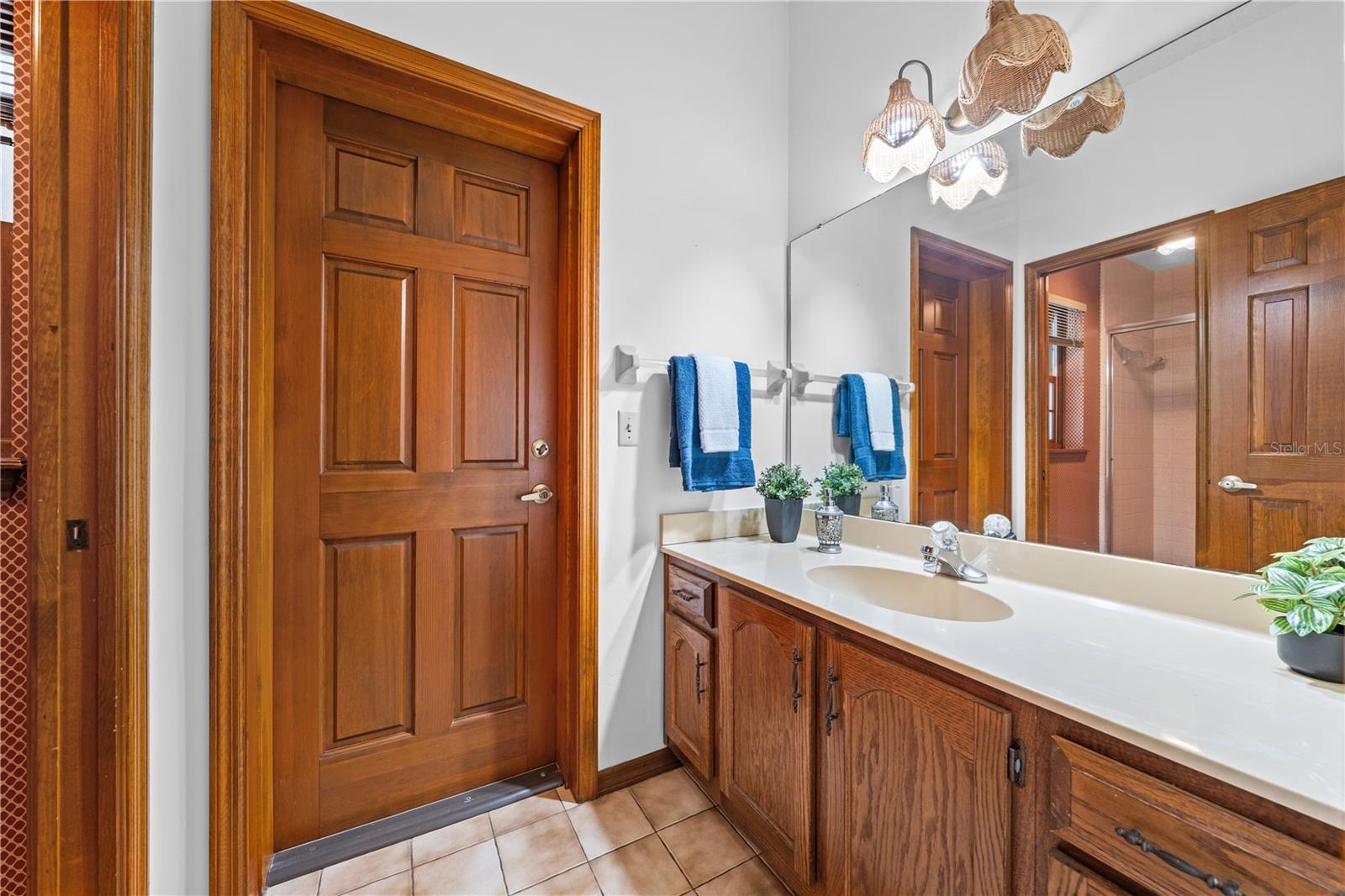 REGAL OAK SHORES UNIT 1 - Residential