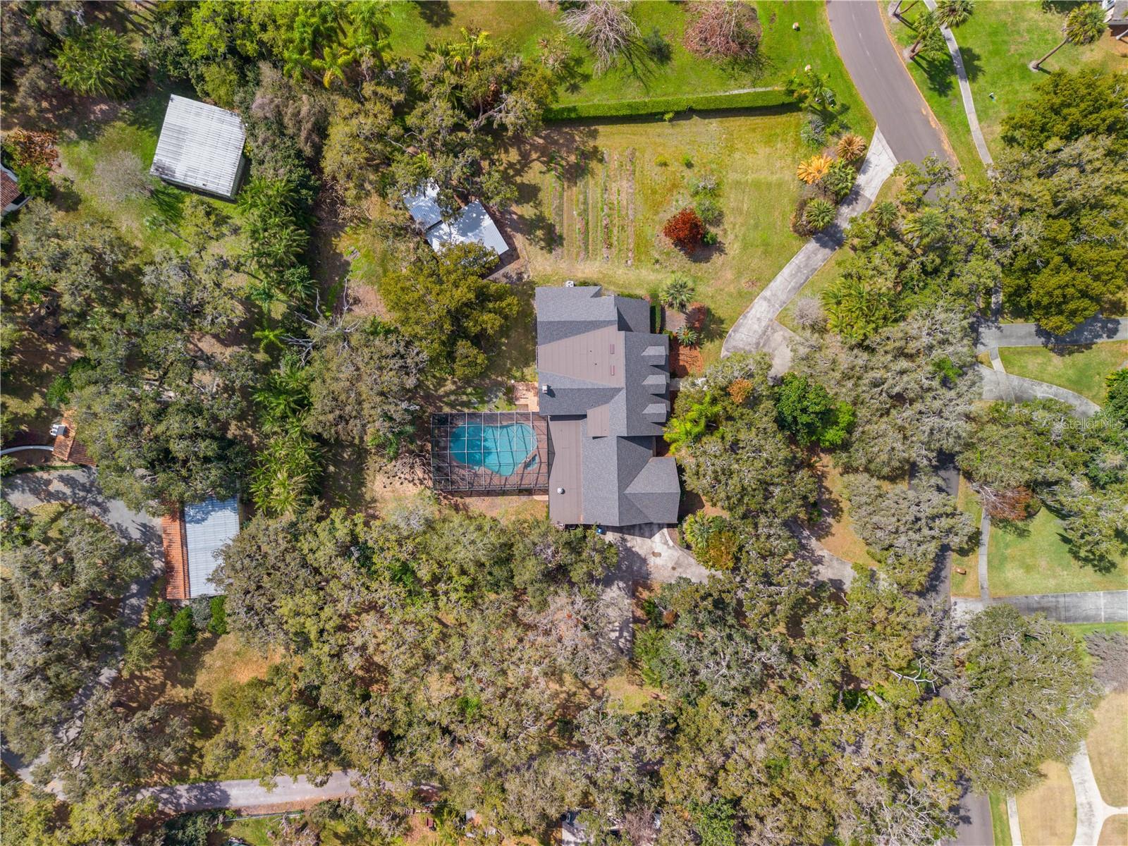 REGAL OAK SHORES UNIT 1 - Residential