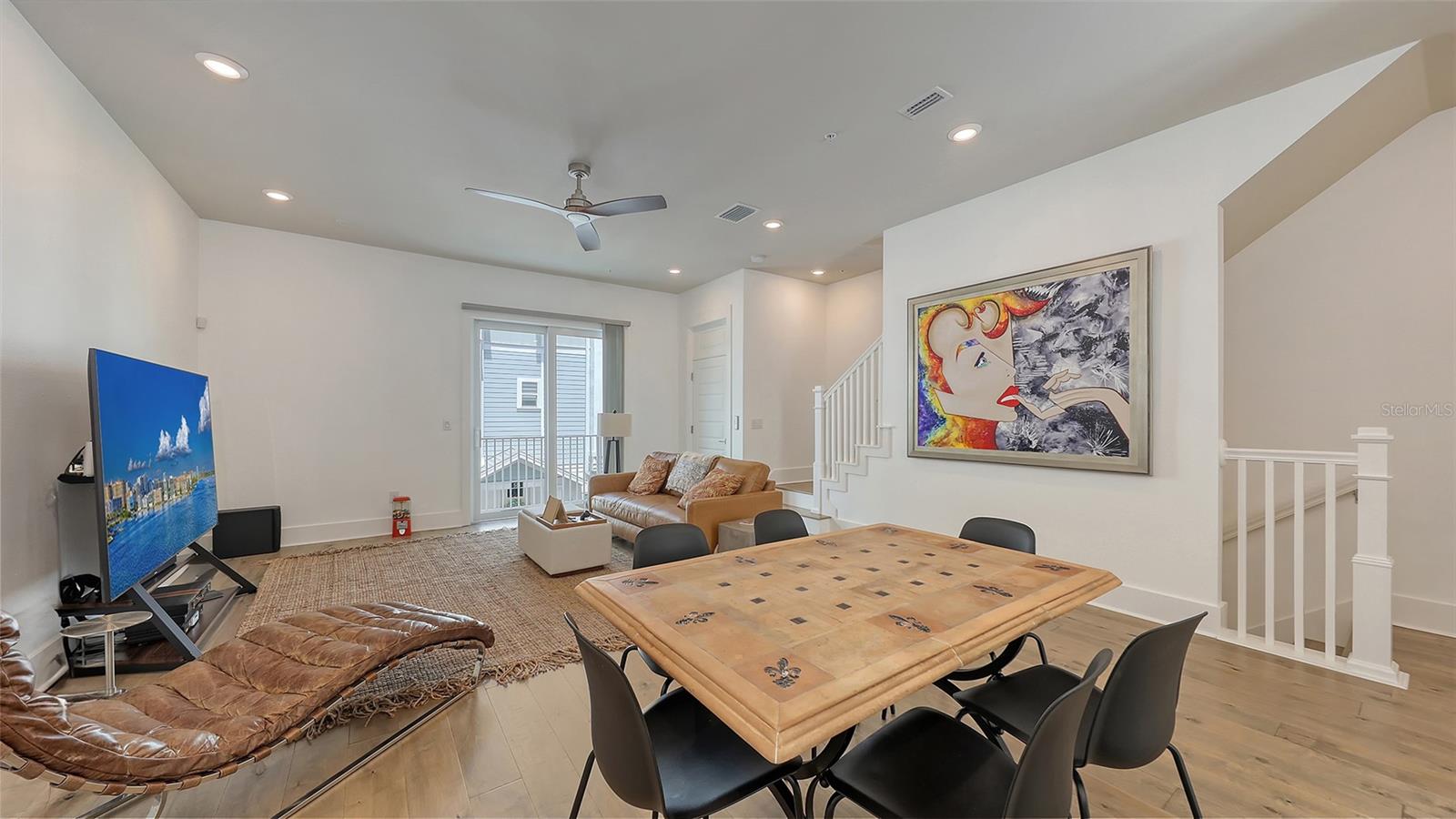 ENCLAVE/LAUREL PARK REP - Residential