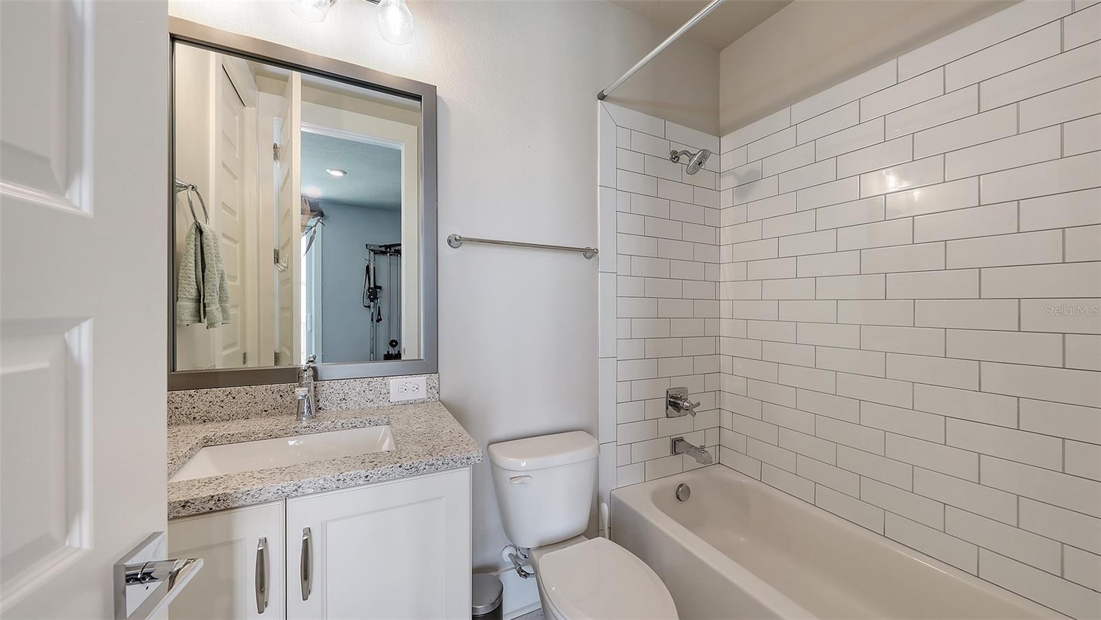 ENCLAVE/LAUREL PARK REP - Residential