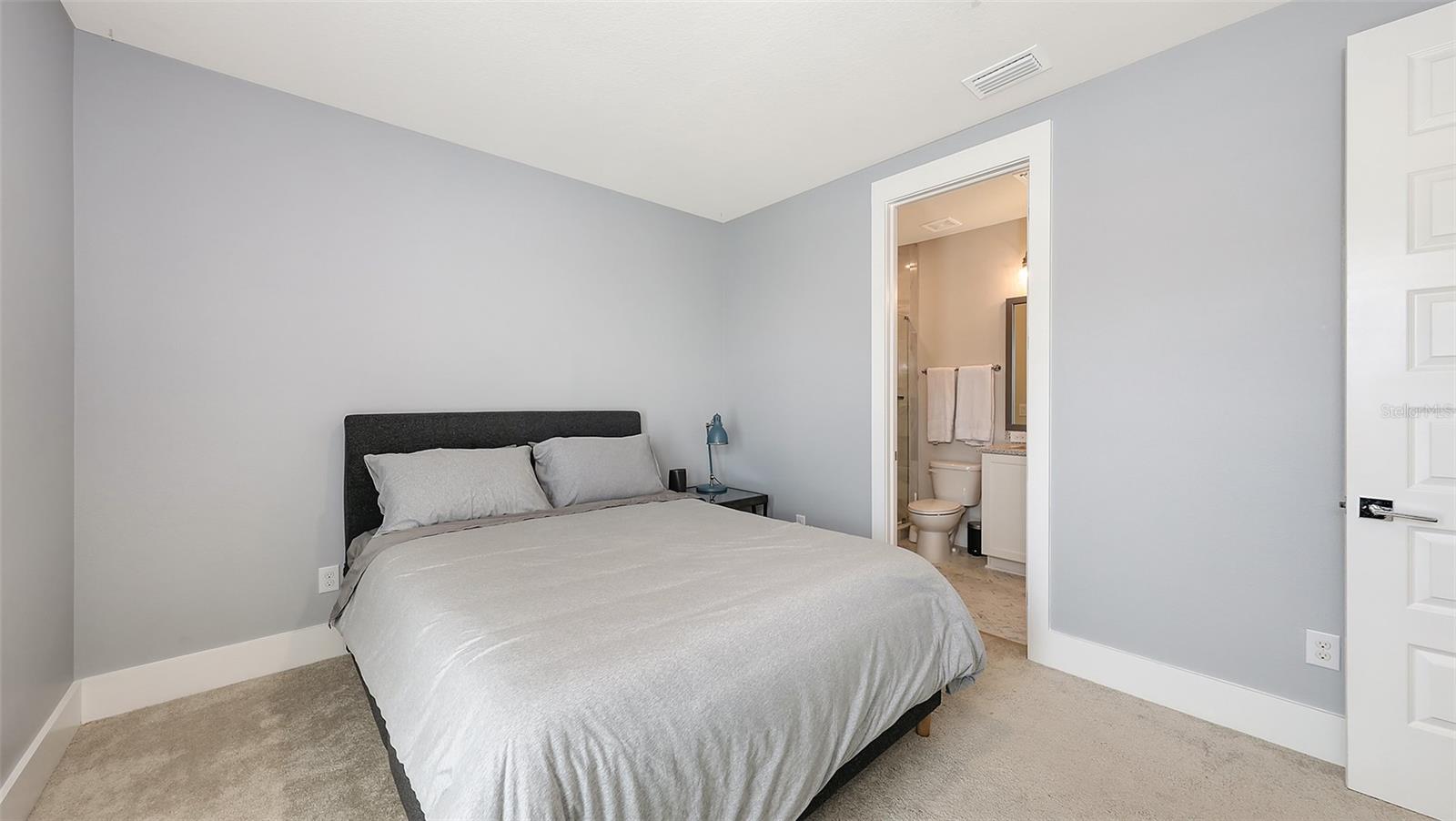 ENCLAVE/LAUREL PARK REP - Residential