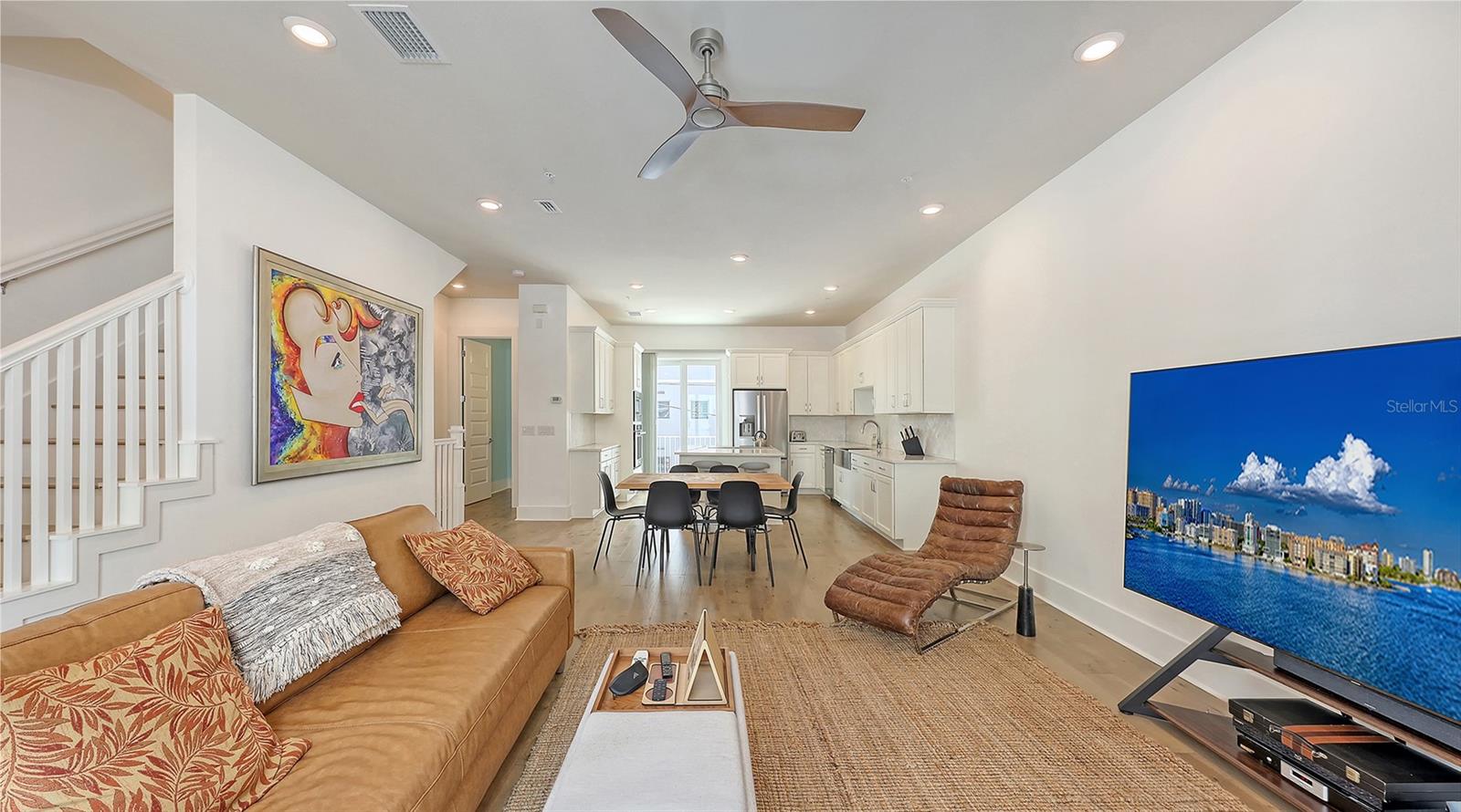 ENCLAVE/LAUREL PARK REP - Residential