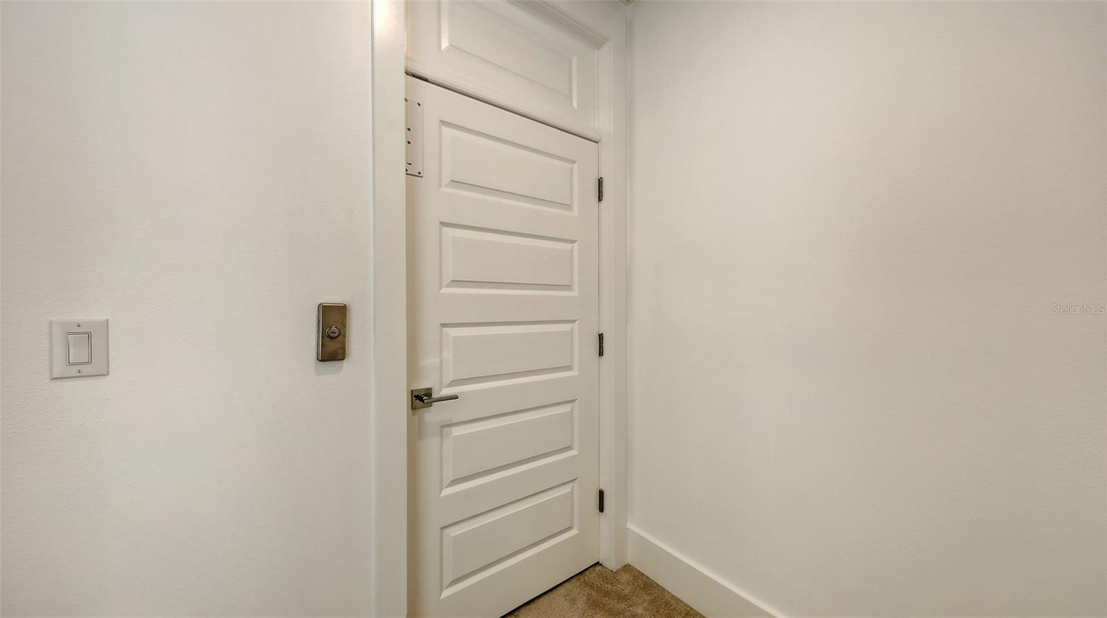 ENCLAVE/LAUREL PARK REP - Residential