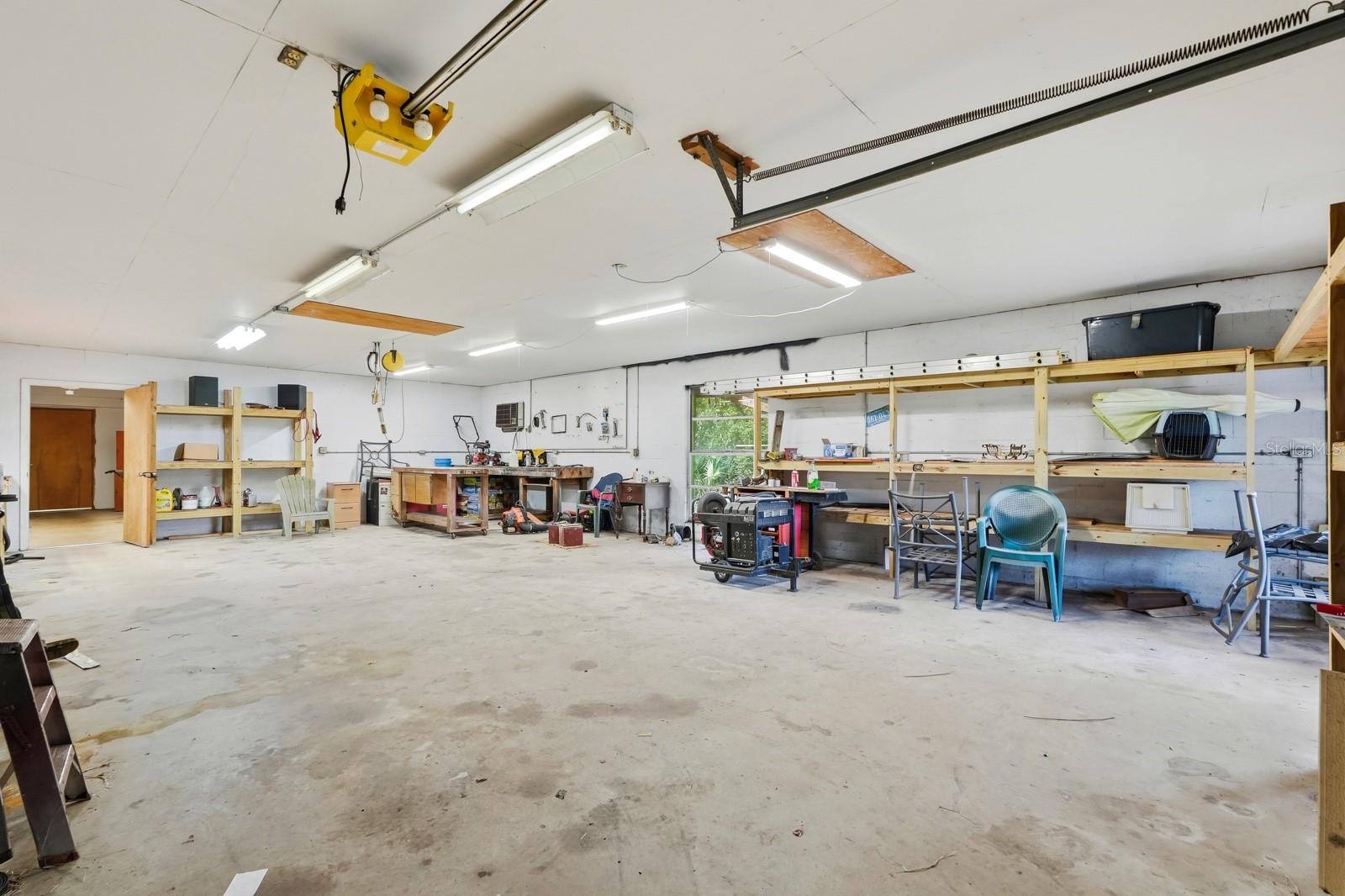 QUIET PLACE IN COUNTRY UNIT 01-04 - Residential