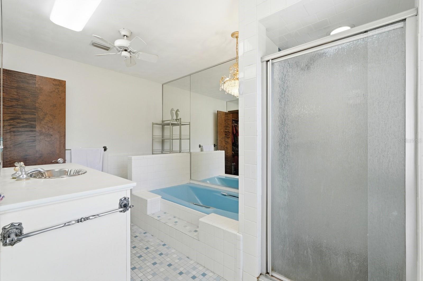 QUIET PLACE IN COUNTRY UNIT 01-04 - Residential