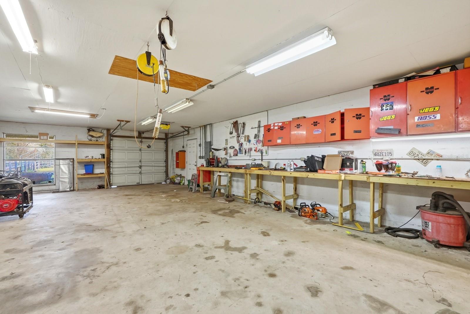 QUIET PLACE IN COUNTRY UNIT 01-04 - Residential