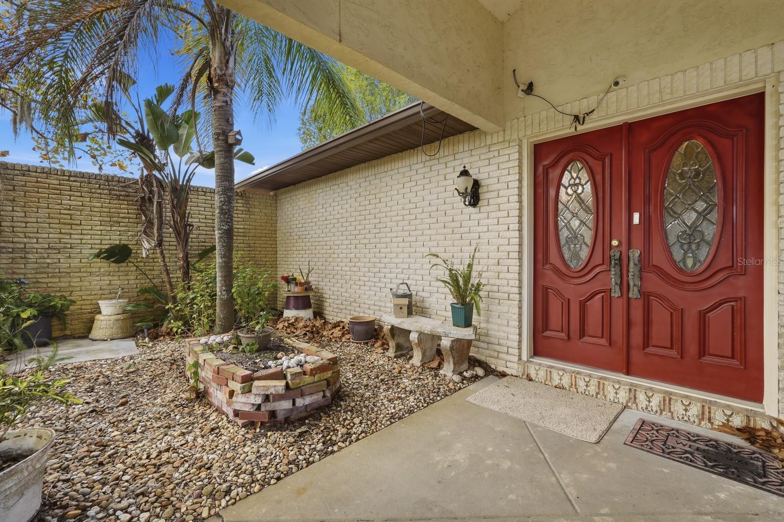 QUIET PLACE IN COUNTRY UNIT 01-04 - Residential