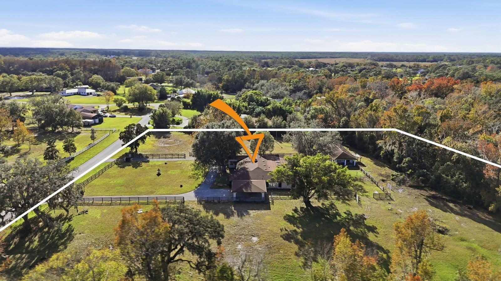 QUIET PLACE IN COUNTRY UNIT 01-04 - Residential