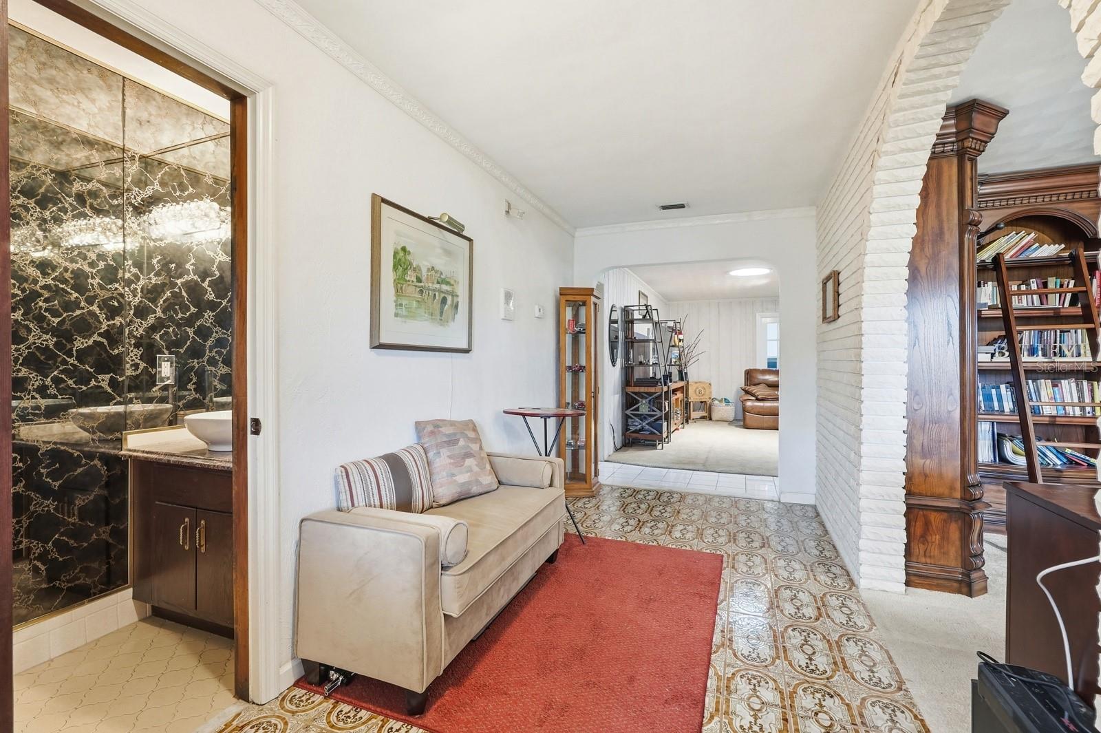 QUIET PLACE IN COUNTRY UNIT 01-04 - Residential